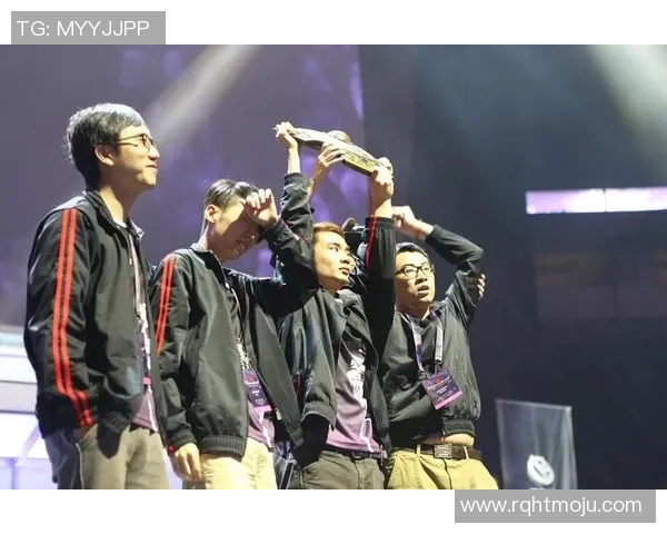 赵丽专访回顾DOTA2赛季历程与S15LOL精彩瞬间分享